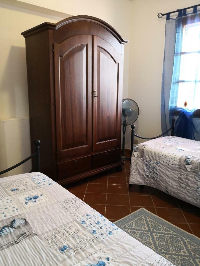 Villa L'Oleandro Oliena Exteriér fotografie